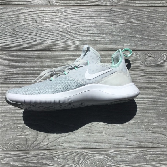 Nike Shoes - Nike WMNS Nike FREE TR 8